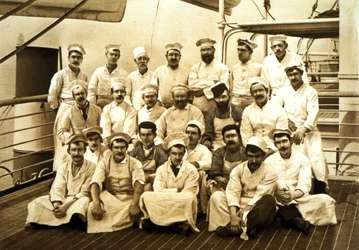 Os navios cozinham a bordo do RMS Teutonic